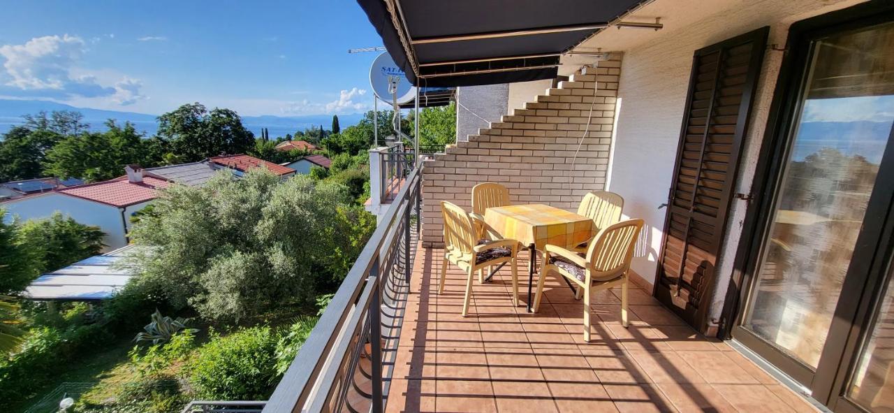 Apartments Italo By El-Pi Tours Njivice Dış mekan fotoğraf