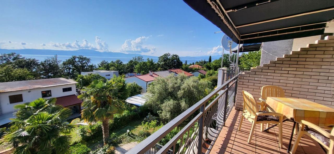 Apartments Italo By El-Pi Tours Njivice Dış mekan fotoğraf